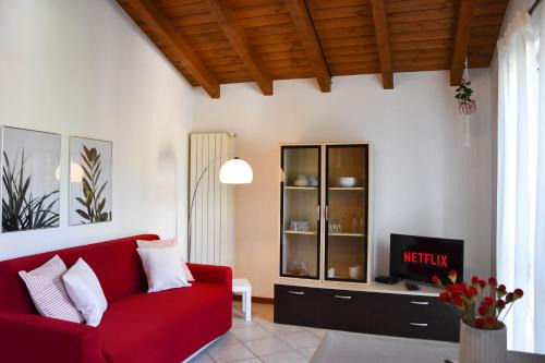 Cadegliano-Viconago Apartment | CA' GIALLA 5 - sul Lago di Lugano, Dog friendly, Balcone & Parcheggio -