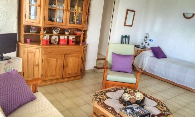 Calonge Apartment | Ca la Mireia - The tranquility of the mountain near the sea with Wifi and AACC