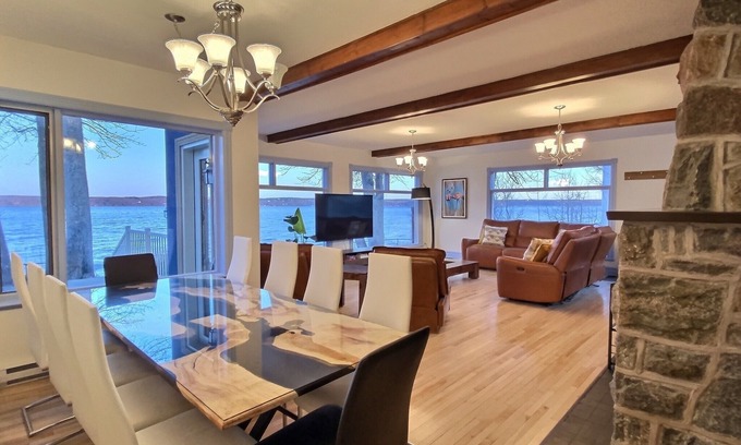 Saint-Laurent-de-l'ile d'Orleans House | Panorama of relaxation