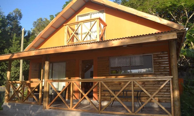 Hanga Roa House | Cabaña Manuto Tahai