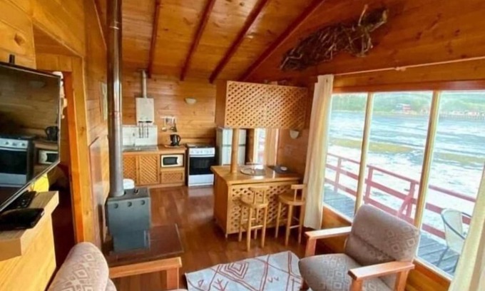 Nercon Cabin | Cabañas Palafitos Dalmacia