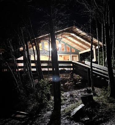 Santa Barbara Ski Chalet | cabañas refugio quillaileo