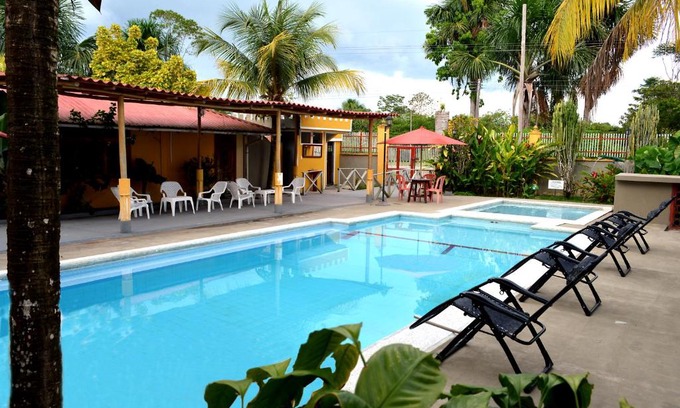 Leticia Hotel | Cabañas Yakuruna