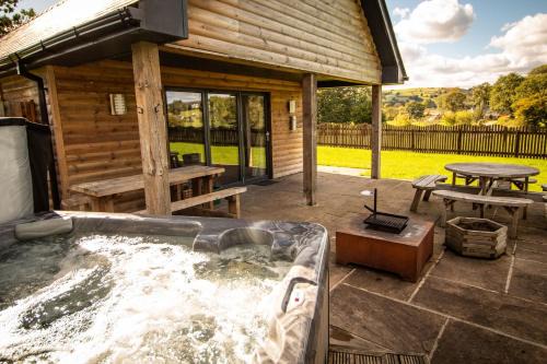 Rhayader House | Caban Nant Ddu