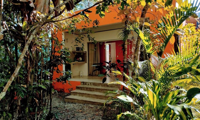 Porto Seguro Cabin | Cabana Completa em Arraial D'ajuda. Acomoda 2. Próxima às Praias Pitinga e Taipe