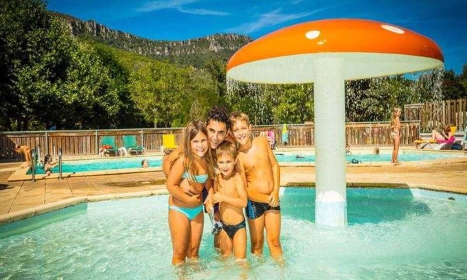 Florac Cabin | Cabane 3 étoiles - Piscine - efadfg