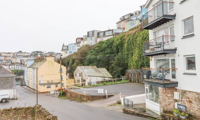 Brixham Cottage | Cabin ∙ 2 bedrooms ∙ 4 guests