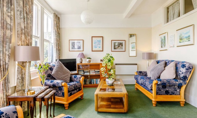 Lynmouth Cottage | Cabin ∙ 2 bedrooms ∙ 4 guests