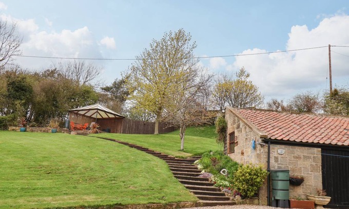Easington Cottage | Cabin ∙ 2 bedrooms ∙ 4 guests