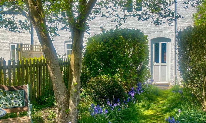 Mundesley Cottage | Cabin ∙ 2 bedrooms ∙ 4 guests