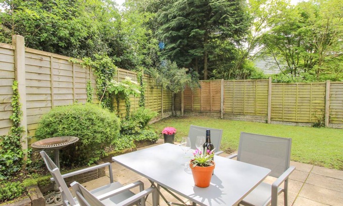 Ludwel Cottage | Cabin ∙ 3 bedrooms ∙ 5 guests