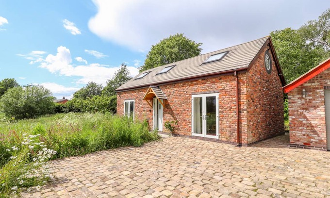 Norley Cottage | Cabin ∙ 3 bedrooms ∙ 5 guests