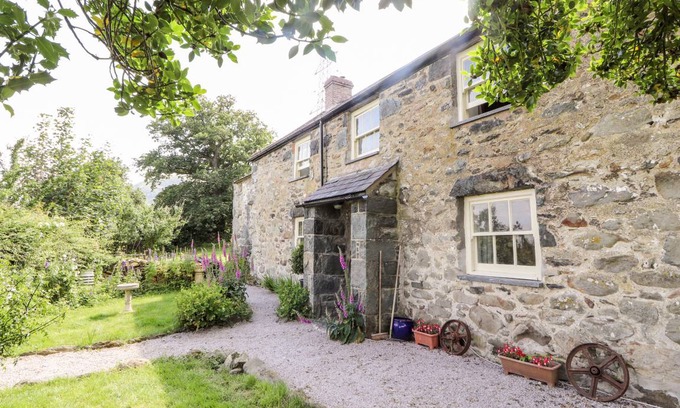 Conwy Cottage | Cabin ∙ 3 bedrooms ∙ 6 guests