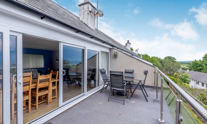 Llanbedrog Cottage | Cabin ∙ 3 bedrooms ∙ 6 guests