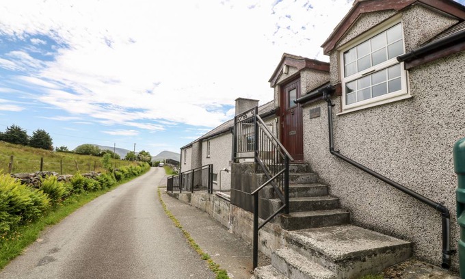 Gallt Y Foel Cottage | Cabin ∙ 4 bedrooms ∙ 10 guests