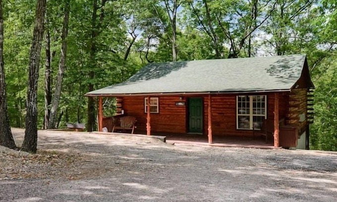 Sylvan Shores Cabin | Cabin near Beaver lake Studio Wifi Smart TVs