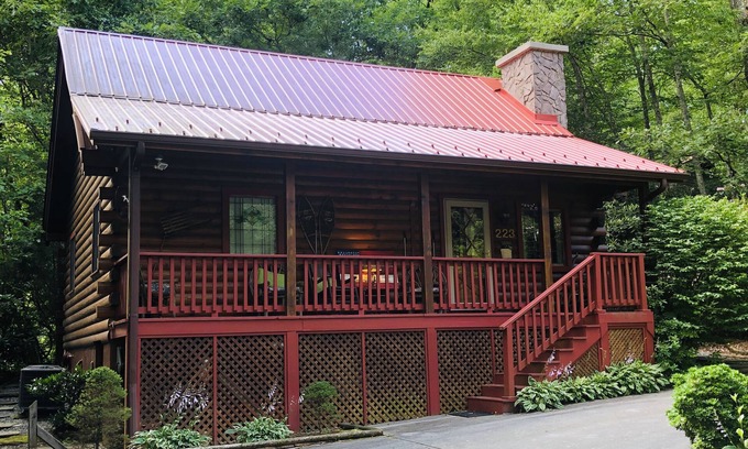 Blowing Rock Cabin | Cabin Nestled in Blowing Rock
