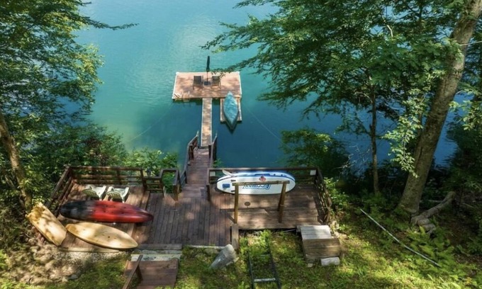 Topton Cabin | Cabin on Lake Nantahala/Firepit/Wi-Fi/Private Dock