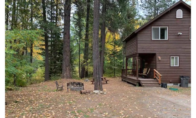 Sandpoint Cabin | Cabin on Little Sand Creek