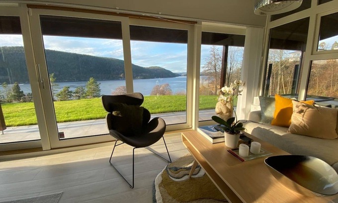 Frogn Cottage | Cabin Oslofjord -sleeps14-seaview-familyfriendly