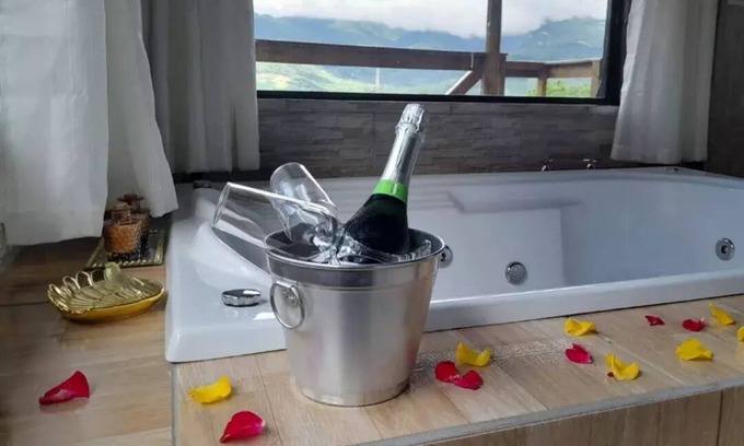 Praia Grande Cabin | Cabin with hydromassage and a beautiful view of the Canyons