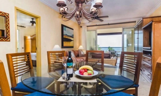 El Medano Ejidal Condo | Cabo San Lucas 3 bedroom Ocean View Penthouse at Villa del Arco - Whale Season