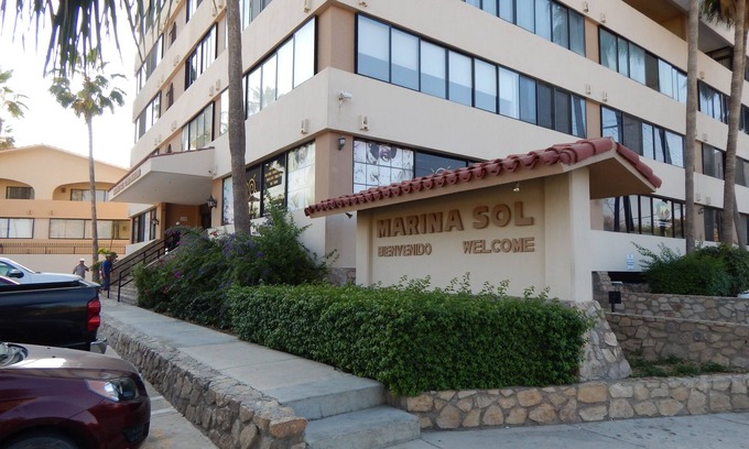 El Medano Ejidal Condo | Cabo San Lucas - JDT Escapes @ Marina Sol - Walk to Medano Beach