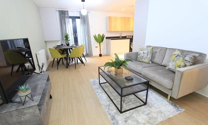 Filton Apartment | Cabot Mews Apartment 1