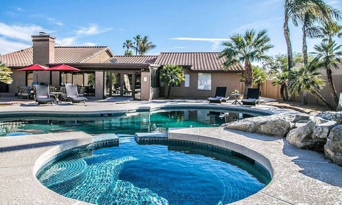Village Estates House | Cactus Casa! Pool/spa, game room, Putting Grn, 8 Bdr
