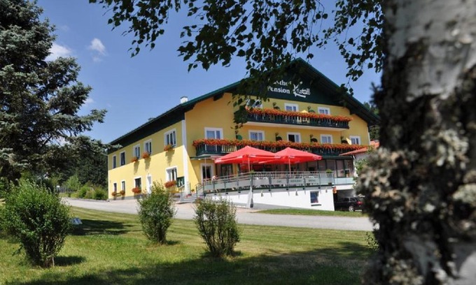 Hirschenwies House | Café-Pension Kristall