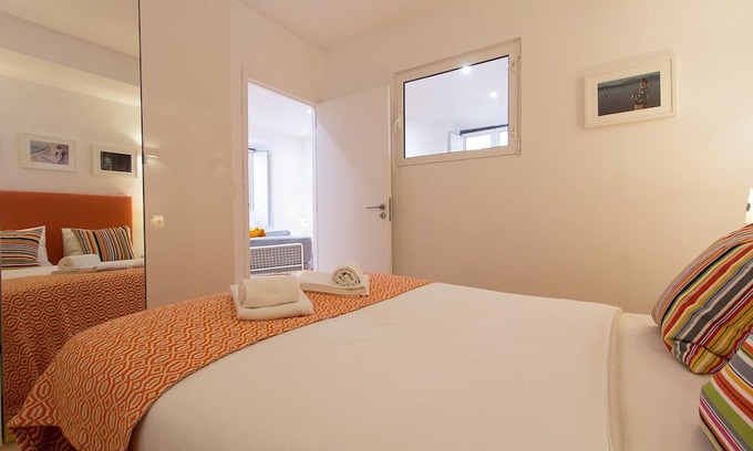 Misericordia Apartment | CAIS SODRÉ DUPLEX by HOMING