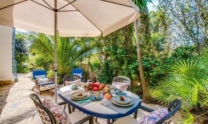 Son Moll Apartment | Cala Ratjada Apartment Sleeps 3 WiFi