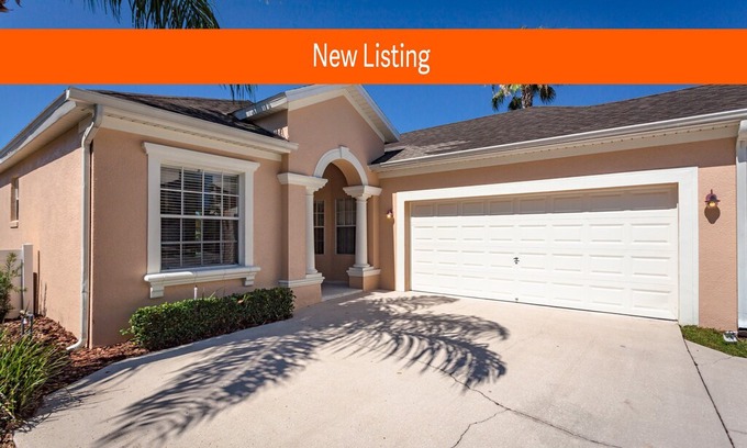 Florida Pines House | Calabay Parc 4 Bedroom Home
