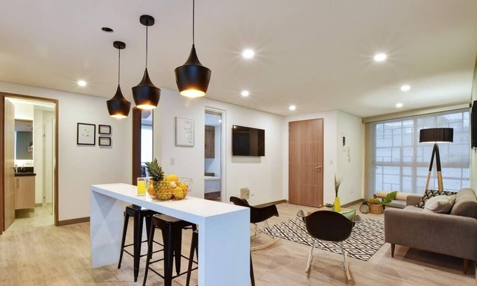 Cali Apartment | Cali's El Peñón: Jacuzzi & Family Apartment