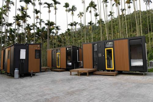 Gukeng House | California Good Day Campground X by Tiny Away
