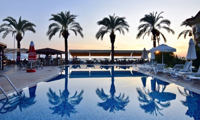 Fethiye City Center Apartment | Calis beach, beachfront, private beach, 24/7 security, 5 big shared pools
