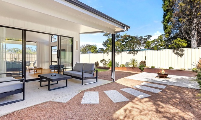 Callala Bay House | Callala Haven - Pet Friendly with Fire Pit