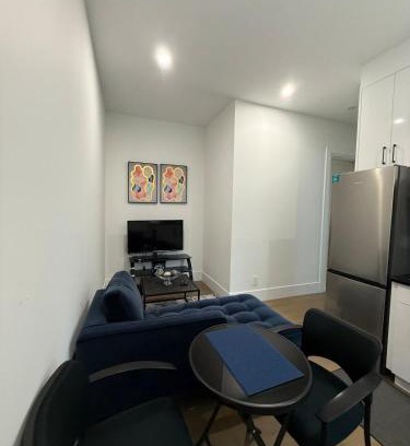 Guildford Apartment | Calm & Cozy Private Suite