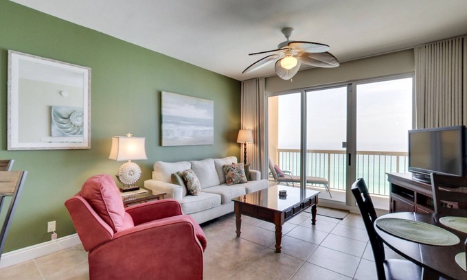 Panama City Beach Condo | Calypso 805 East - Beach Chairs, Free Activities Each Day of Stay, and More