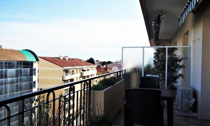 Carnot Apartment | Calypso by Welcome to Cannes