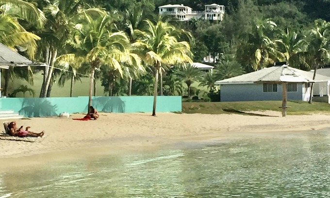 Freemans Bay Villa | Calypso Villa Galleon Beach 2mins walk