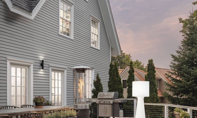 Camden Villa | Camden Downtown Newly Renovated Historical Villa