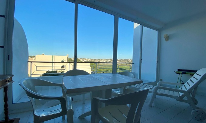 Salgados Apartment | Camellia apartment near the beach