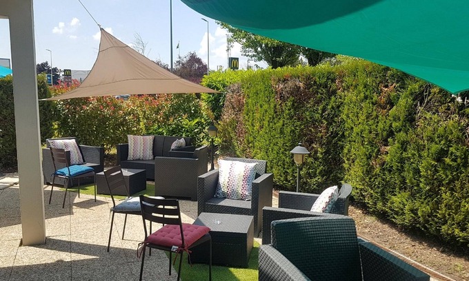 Marsannay-la-Cote Hotel | Campanile Dijon Marsannay