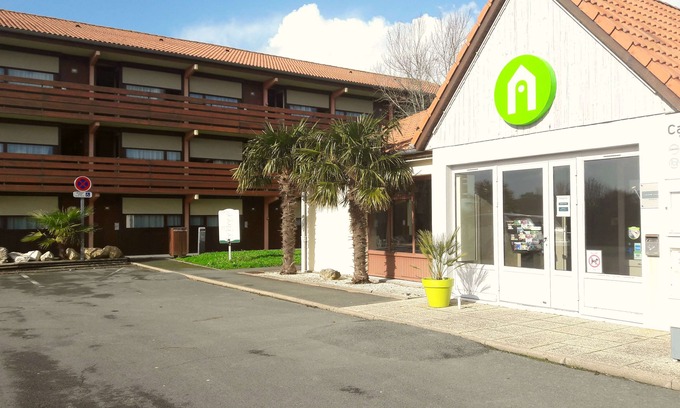 Puilboreau Hotel | Campanile La Rochelle Nord - Puilboreau Chagnolet