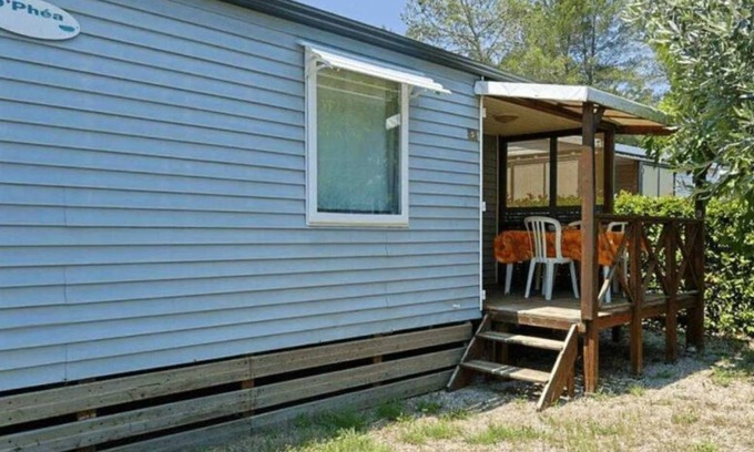 Callas House | Camping 2 étoiles - Parc aquatique - efadbe
