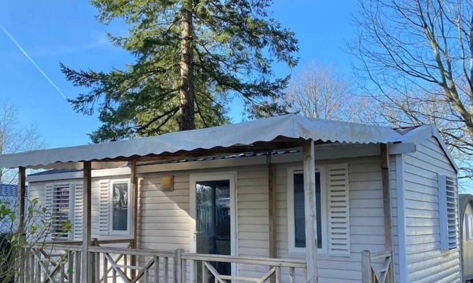 Guemene-Penfao House | Camping 3 étoiles - Piscine - eebebf
