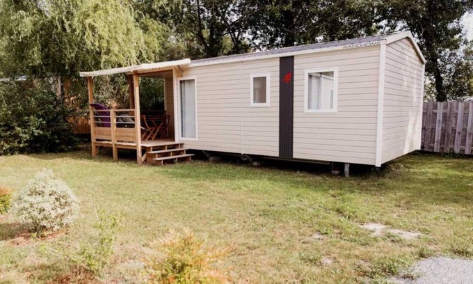 Saint-Laurent-de-Medoc House | Camping 4 étoiles - Parc aquatique - ccb0bda