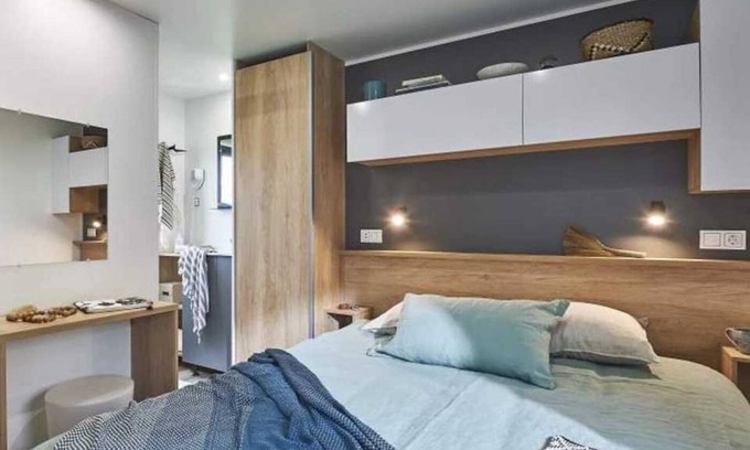 La Faute-sur-Mer House | Camping 4 étoiles - Piscine - eeecg0