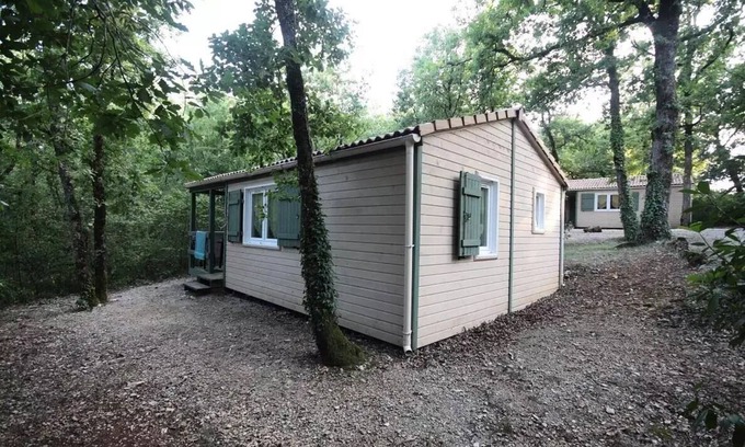 Chauffour-sur-Vell Ski Chalet | Camping Au Bois Dormant * - Three-Room Chalet 5/7 People